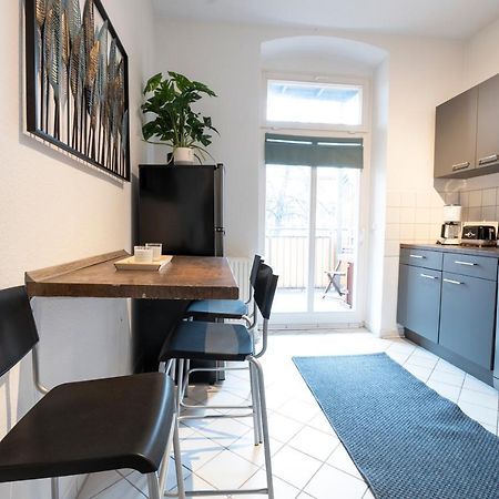 Zwickau Mittendrin, Tolles Balkon-Apartment Extérieur photo