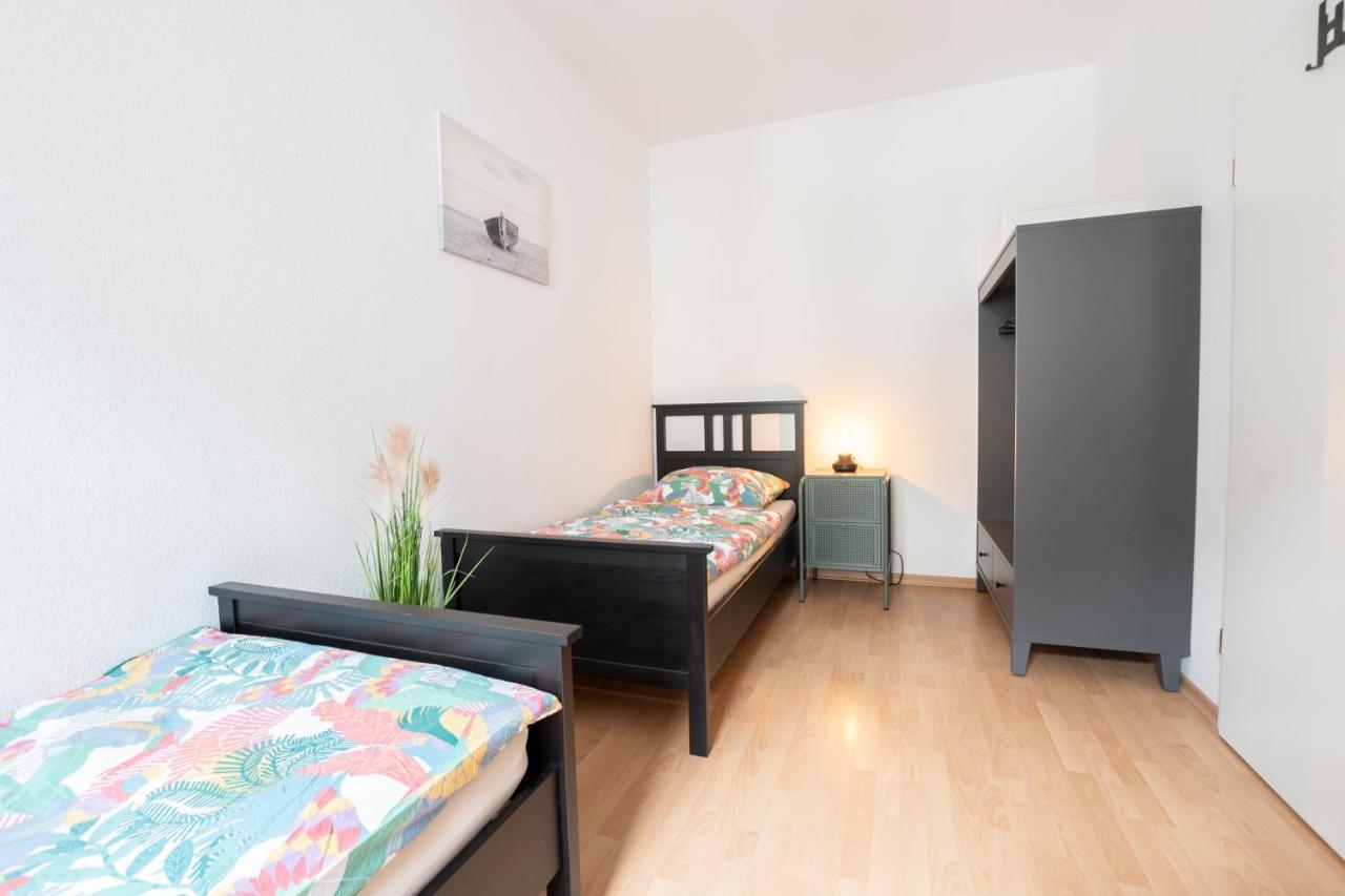 Zwickau Mittendrin, Tolles Balkon-Apartment Extérieur photo
