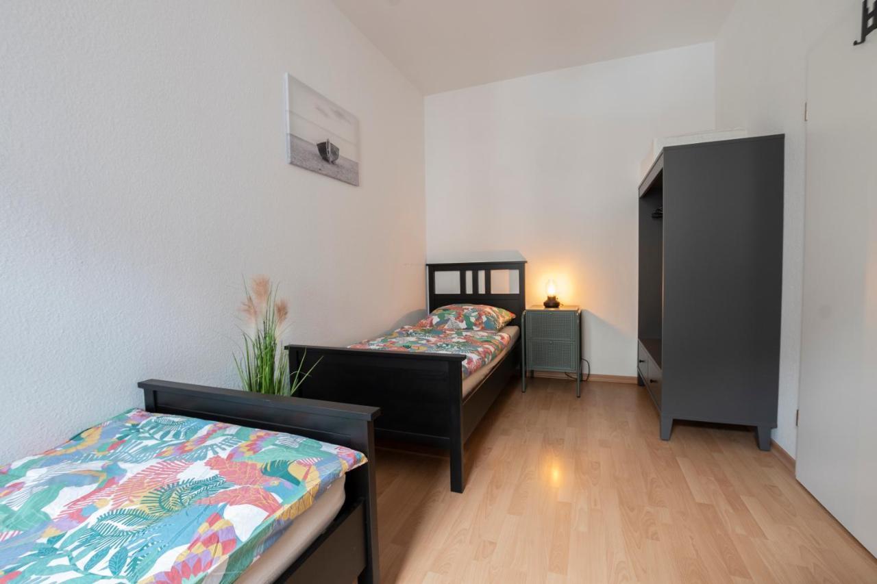 Zwickau Mittendrin, Tolles Balkon-Apartment Extérieur photo