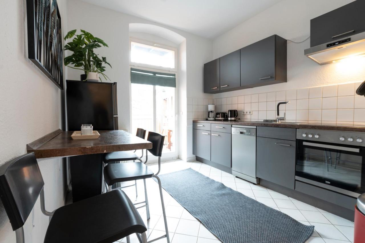 Zwickau Mittendrin, Tolles Balkon-Apartment Extérieur photo