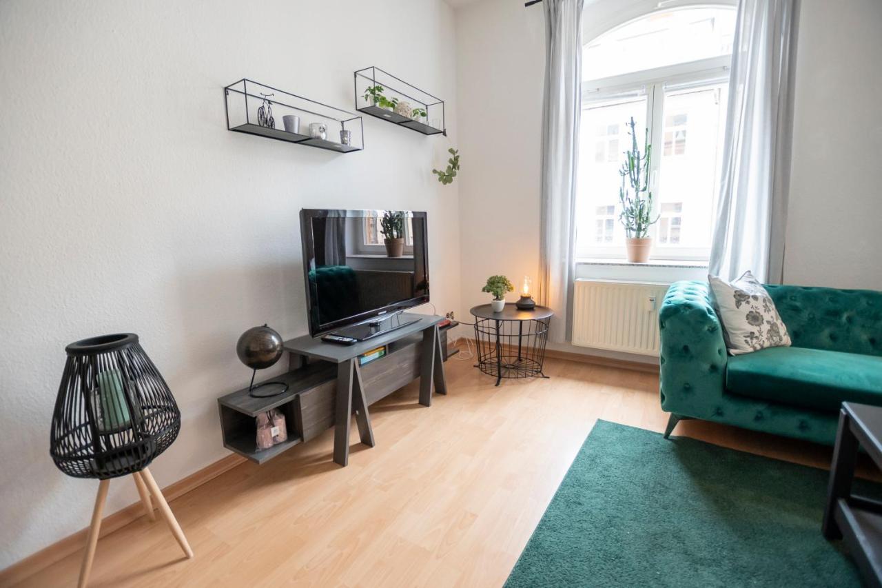 Zwickau Mittendrin, Tolles Balkon-Apartment Extérieur photo