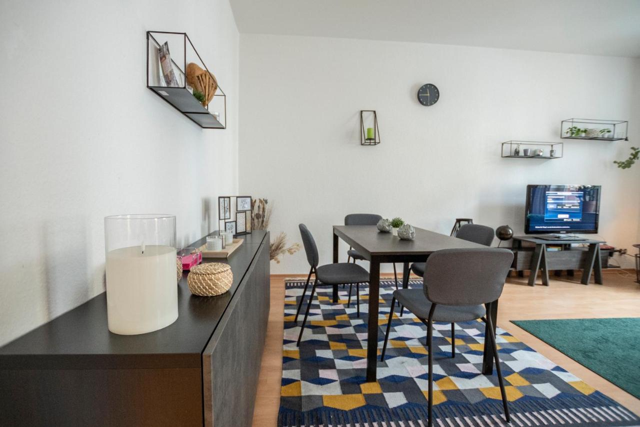Zwickau Mittendrin, Tolles Balkon-Apartment Extérieur photo